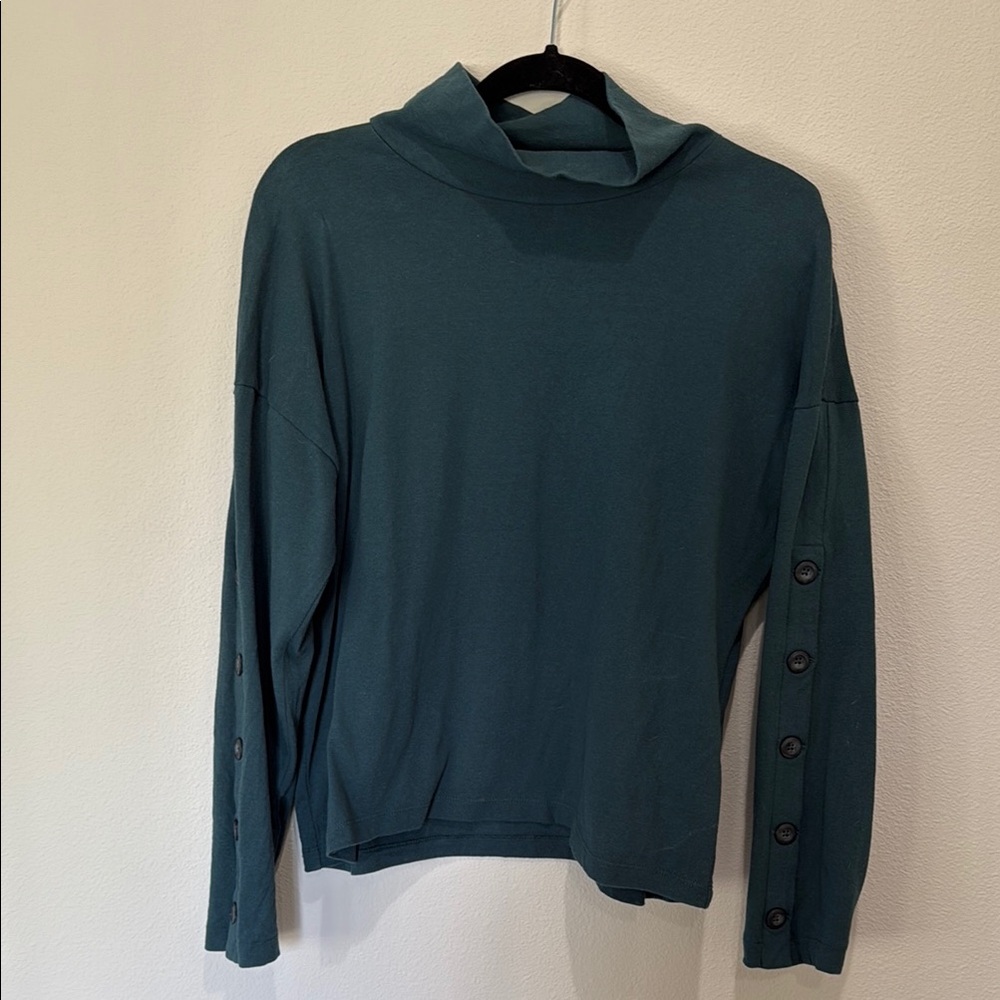 Teal Long Sleeve Button-Sleeve Top